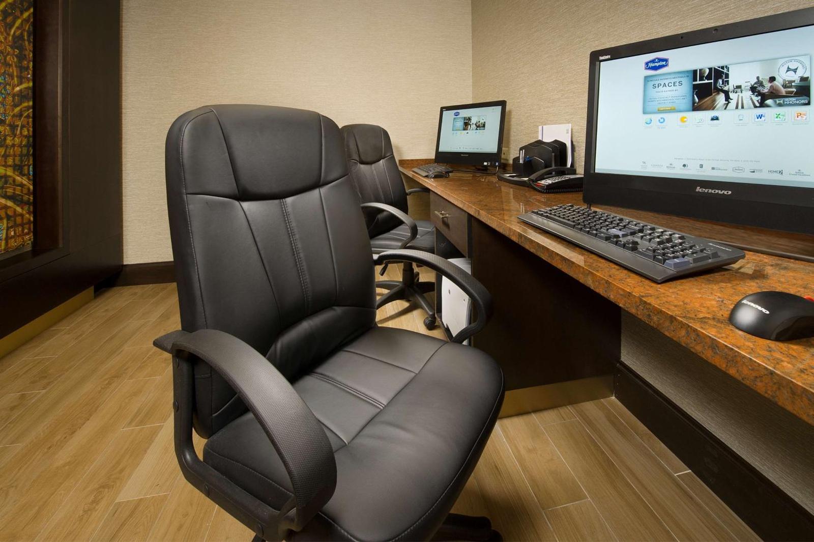 Hampton Inn By Hilton & Suites San Antonio-Downtown/Market Square